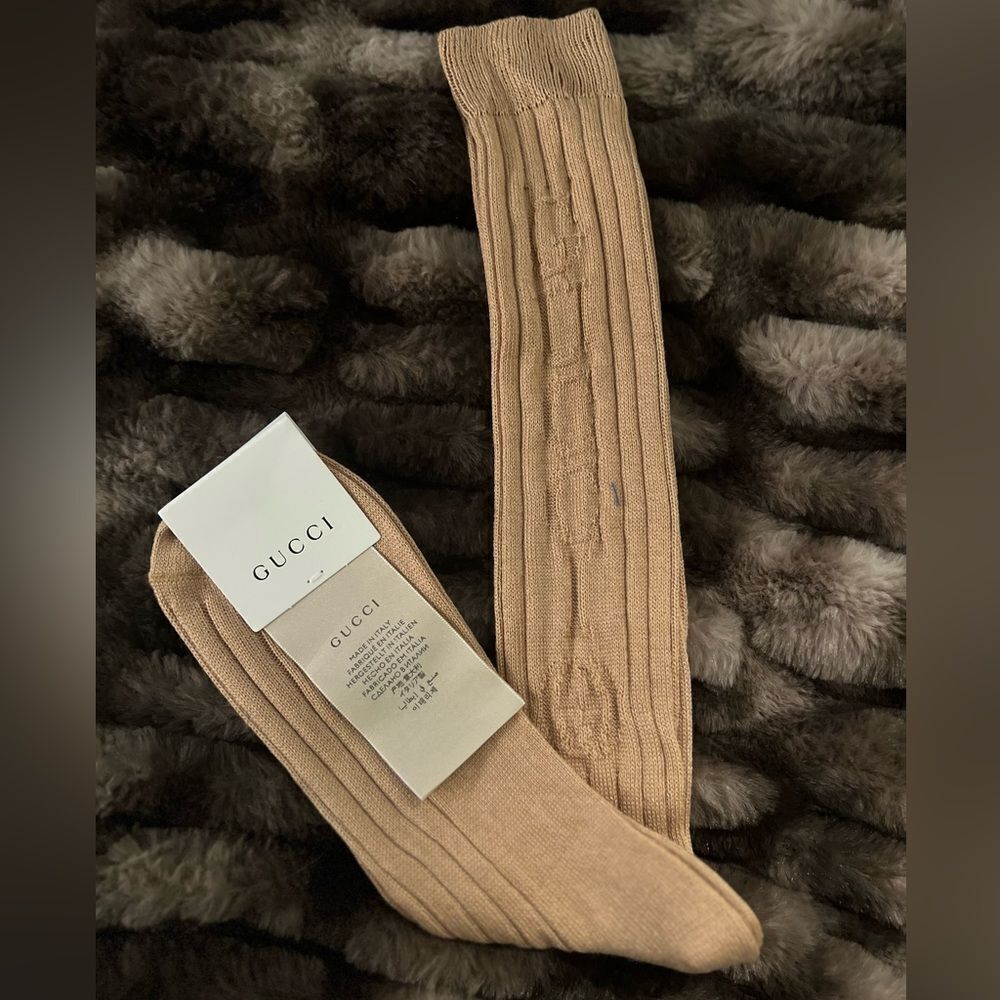 Brand new Womens Gucci socks fits shoe size 6-10 new with tags - Picture 4 of 4